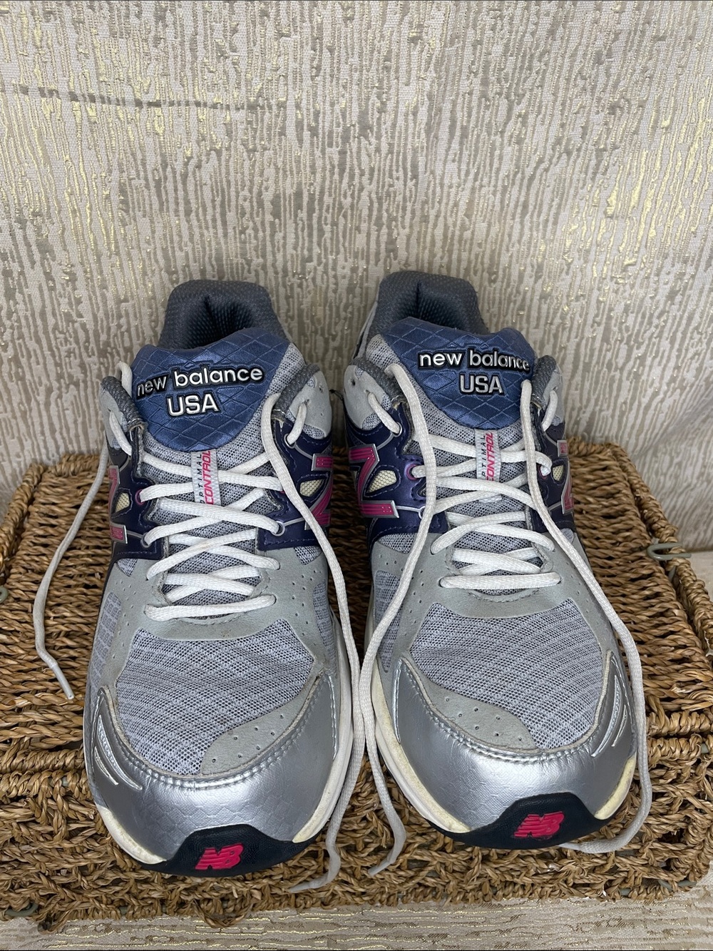 New Balance Women’s ENCAP 1140 USA Gray and Navy Athletic Sneakers Sz 8.5 D Wide